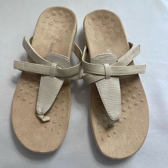 Vionic Karley Cream Flip Flop Sandals Size 11 - Picture 1 of 10